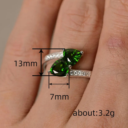 925 Sterling Silver - Royal Heart Emerald Ring